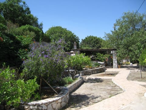mit Privatpool für 8 Personen + 1 Kind ca. 80 m² in Posidonia, Kykladen (