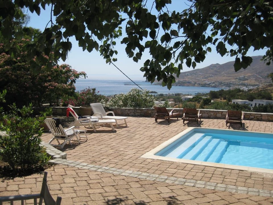 mit Privatpool für 8 Personen  + 1 Kind ca. 80 m&sup2; in Posidonia, Kykladen (