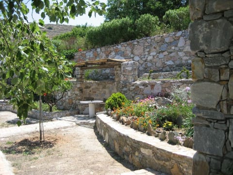 mit Privatpool für 8 Personen + 1 Kind ca. 80 m² in Posidonia, Kykladen (