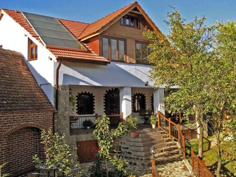 Casa Crina in Karpaten-Dorf in Siebenbürgen