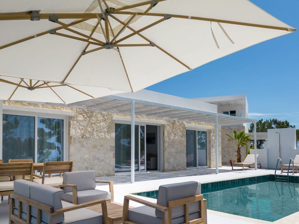 Villa Maria con piscina privada y vista al mar - Koutsouras