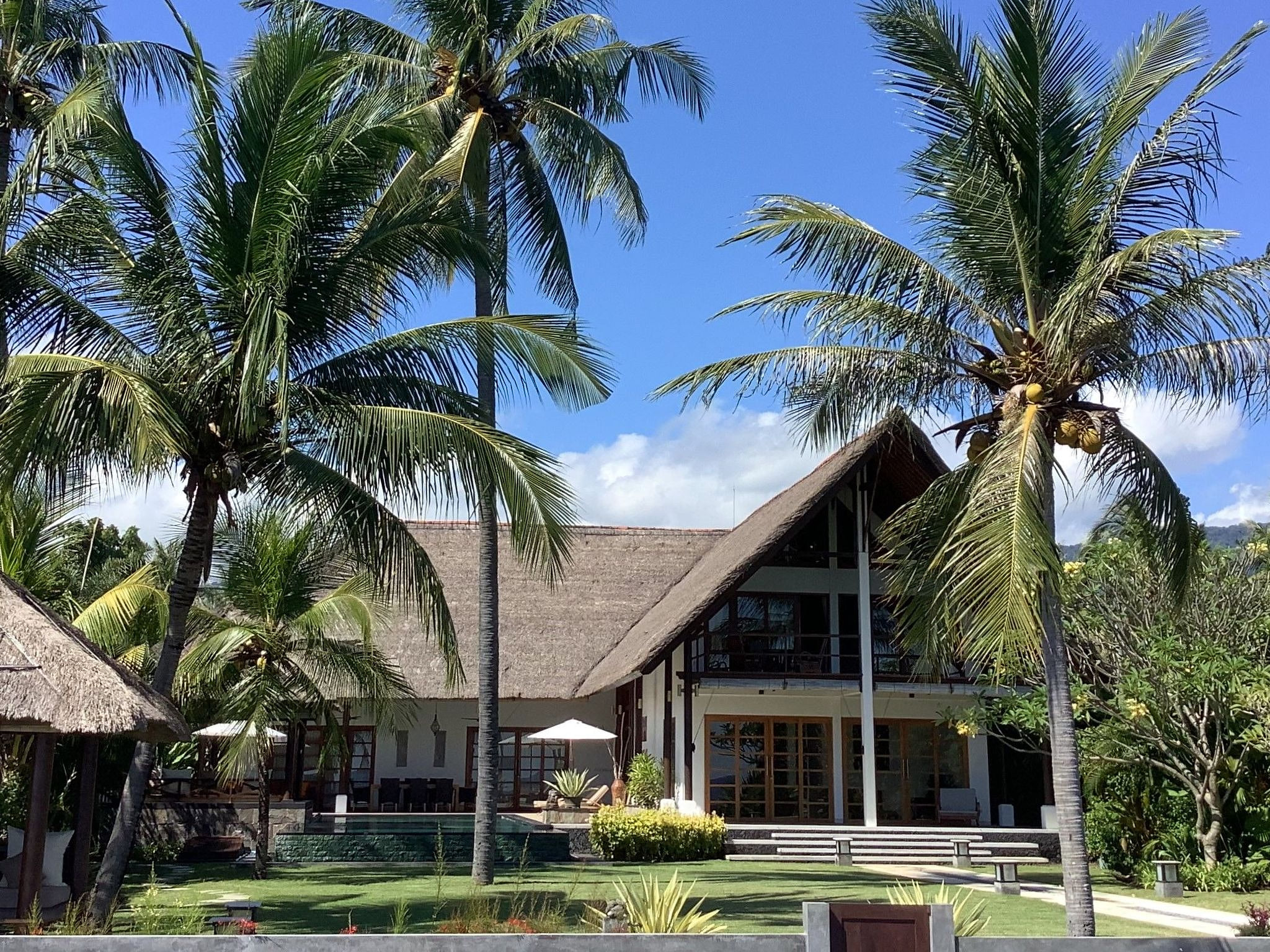 Vakantievilla "Sungai Raja" mit Infinity-Pool