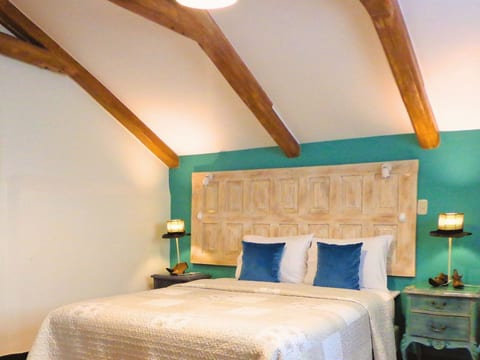 KOLONIALE UND STILVOLLE WOHNUNG IM HISTORISCHEN ZENTRUM