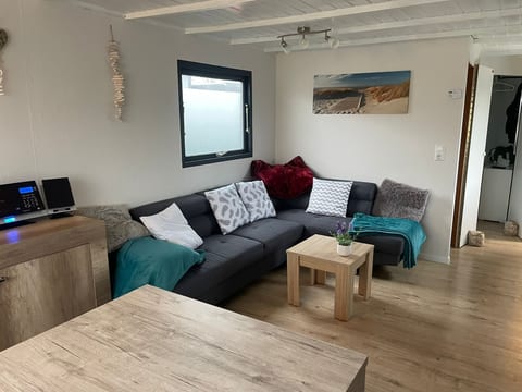Chalet Welcome direkt am Wasser mit eigenem Steig
