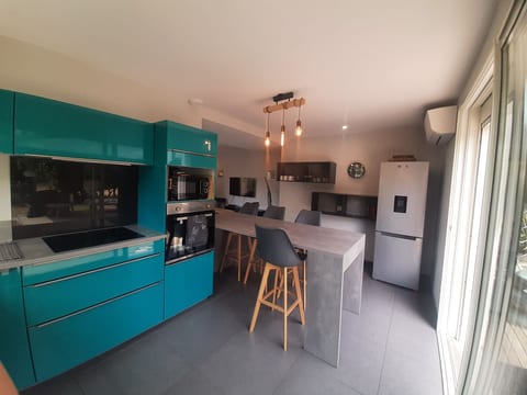 Renoviertes Haus am Rande des Landes-Waldes