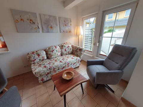 Gemütliche Wohnung mit Grill und Garten