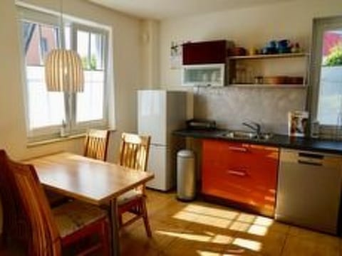 in Hohenkirchen mit Garten