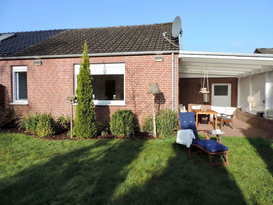 Dat luettje Huus 1 - Hage