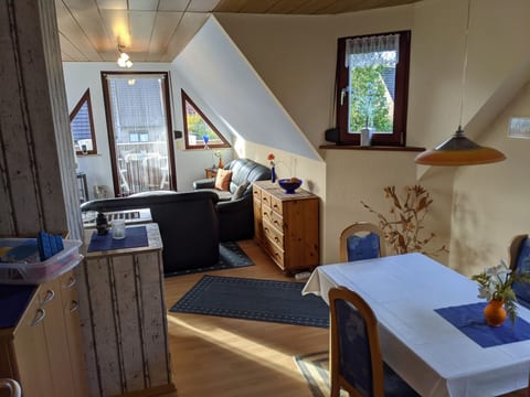 Deichnähe in Wilhlelmshaven-Voslapp