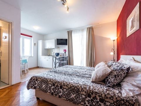 Studio mit Terrasse und herrlicher Aussicht
