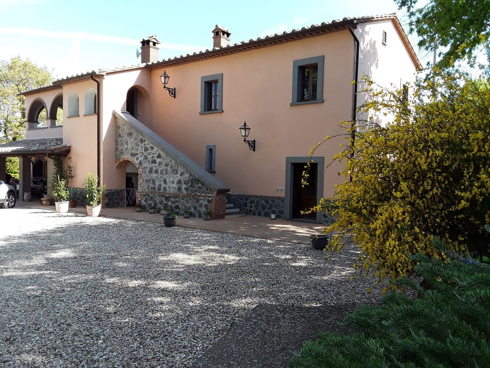 LaPorcilaia, Ferienwohnung mit Seeblick. - Bagnoregio