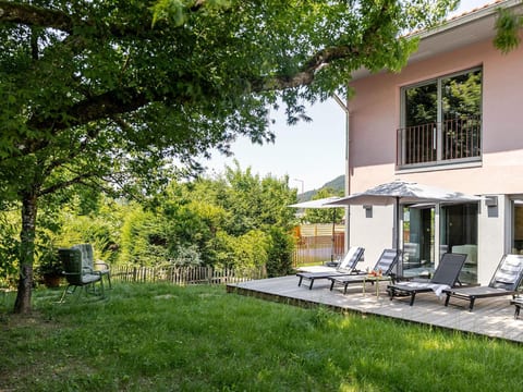 Loge aux Loups, Innenpool, Sauna, nahe am See