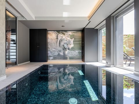 Loge aux Loups, Innenpool, Sauna, nahe am See