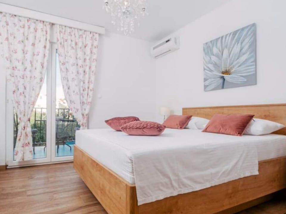 Esthera 1 mit Balkon - Okrug Donji