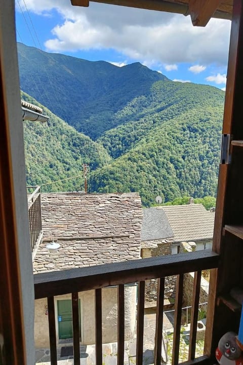 Entdecken Sie den Charme von Casa Clementina in Indemini