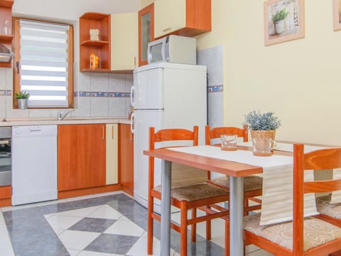 Moderne Wohnung Maris 2A- EOS CROATIA