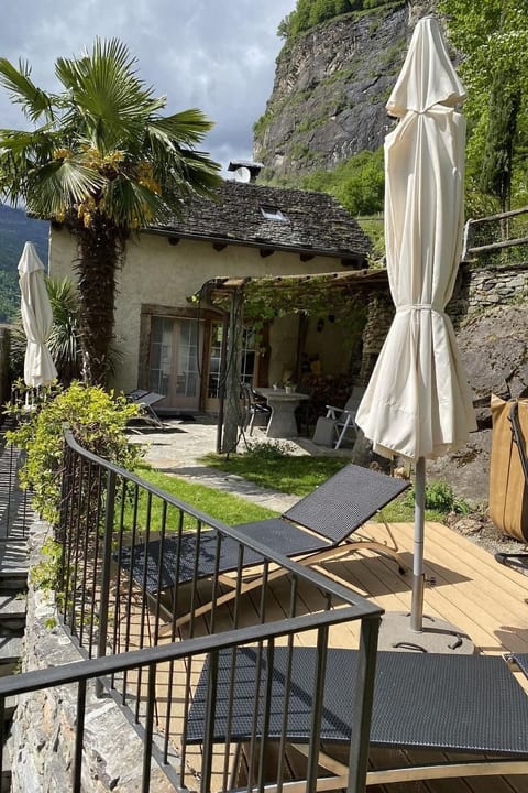 Top -Rustico mit Aussenwhirlpool beheizt und Sauna
