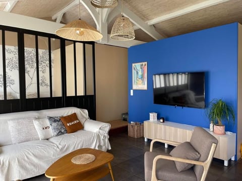 Villa Eden Bleu - Haus in Südlage mit beheiztem Pool und privatem Whirlpool