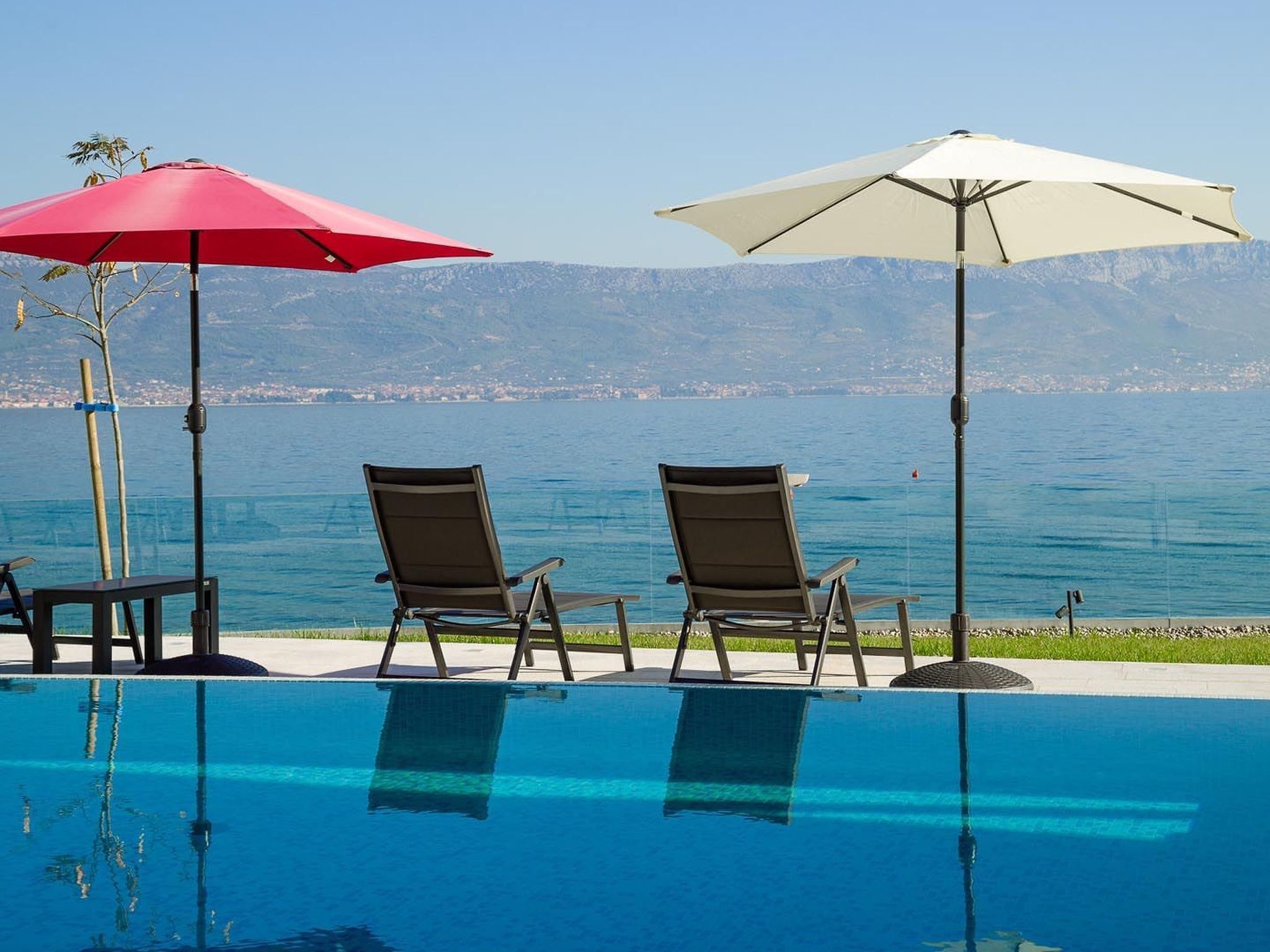 Luxuriöse Ferienvilla Paradise mit beheiztem Pool