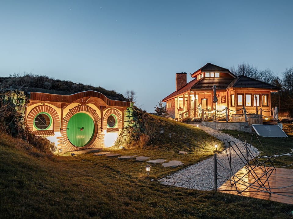 Hobbit House - Râșnov