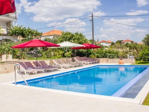 Appartement mit großem Balkon