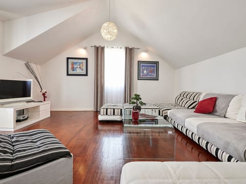 Penthouse LuxusWohnung Gea