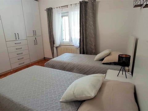Wohnung mit Balkon