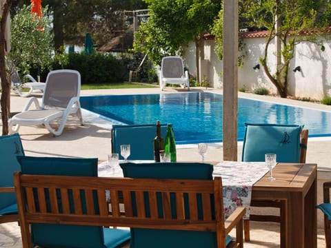 Luxuriöses Haus direkt am Strand, große Terrasse
