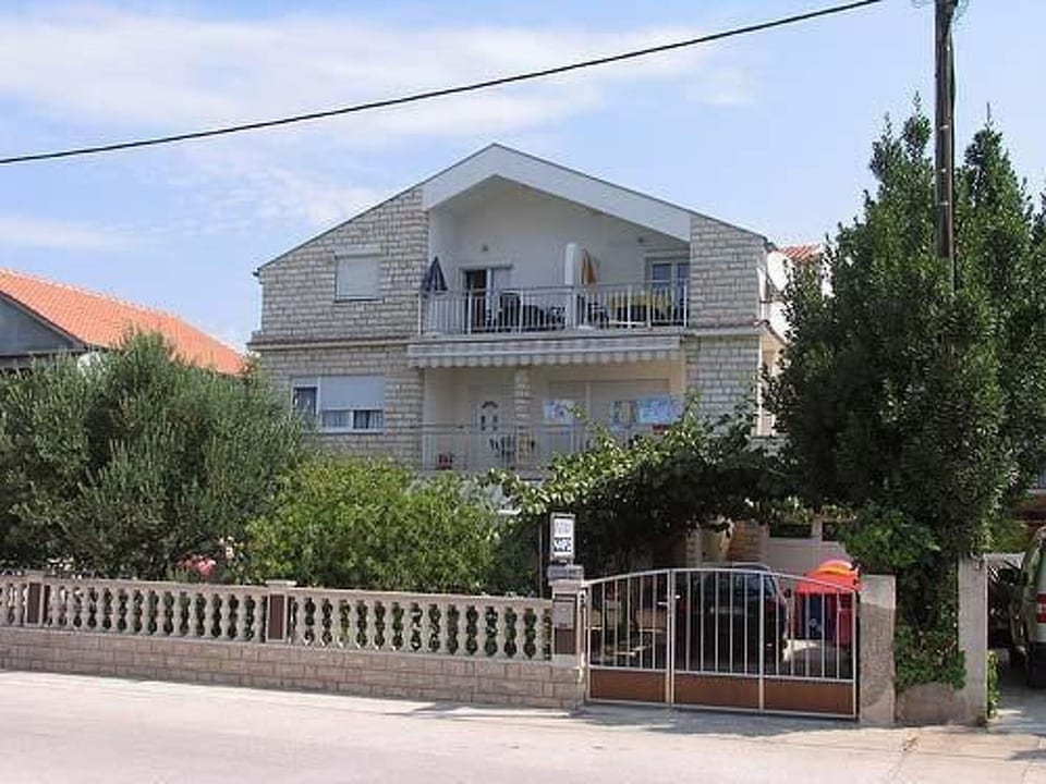 Studio Appartment direkt am Strandt - Bibinje