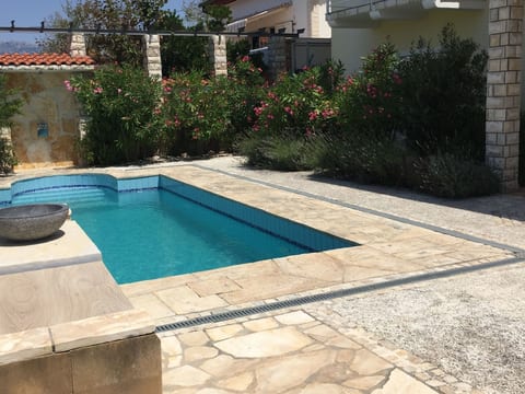 Charmantes Studio mit Balkon und Pool