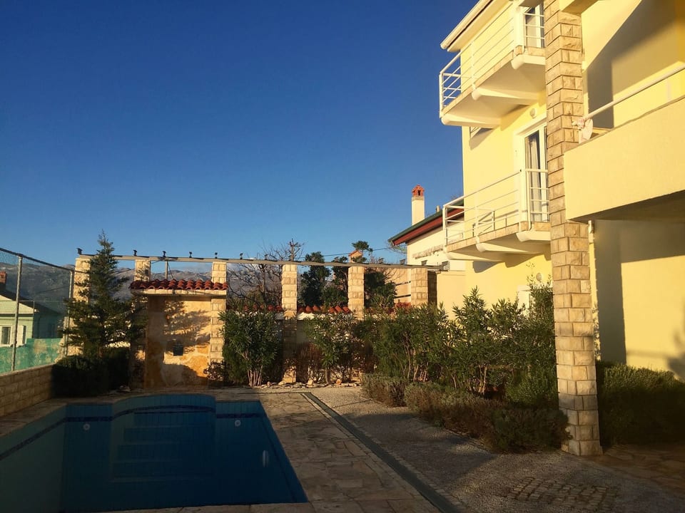 Charmantes Studio mit Balkon und Pool - Novigrad