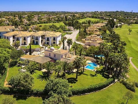 Luxuriöse Villa - Privater Pool und schöner Garten