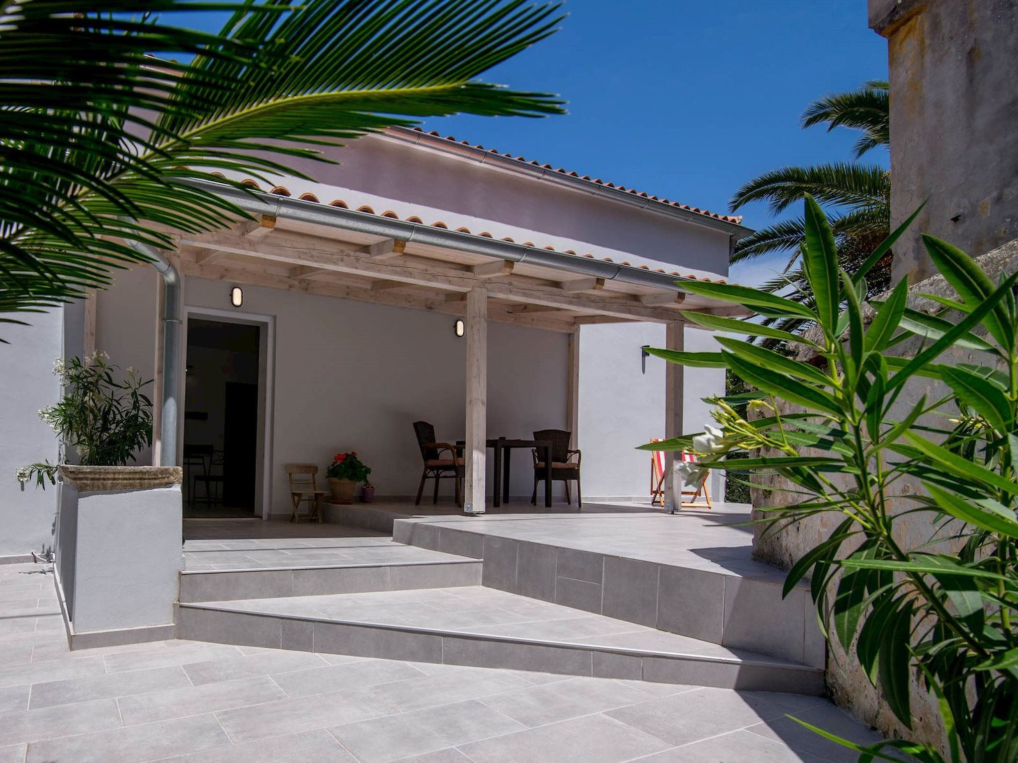 Schöne Wohnung in Veli Lošinj mit Garten