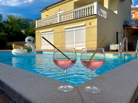 Villa Eternity