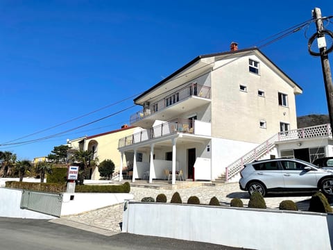 Apartman Luky 7