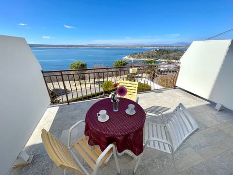 Apartman Luky 5