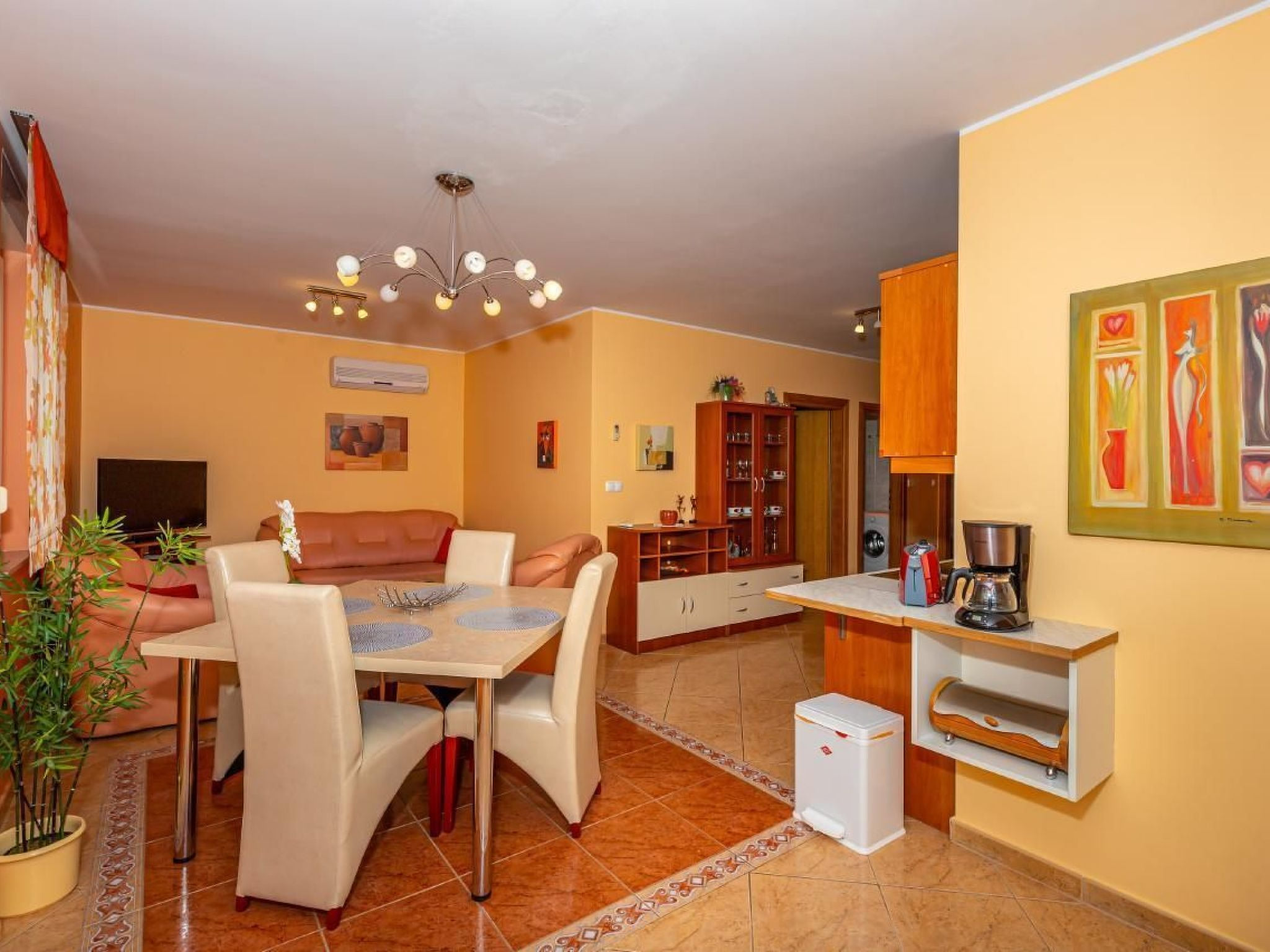 Apartment Mira