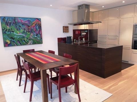 4.5-Zi Wohnung im SUNNAFELS