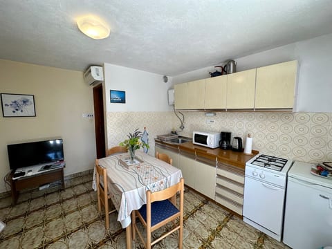 Apartment Mona 2