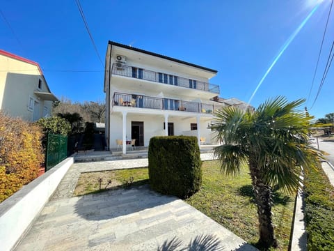 Apartman Luky 4