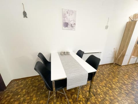 Charmante Ferienwohnung in Jadranovo