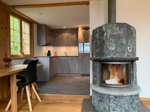 Neuwertiges 2-Zi-Ferienchalet (55m2)