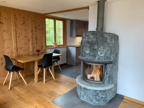 Neuwertiges 2-Zi-Ferienchalet (55m2)