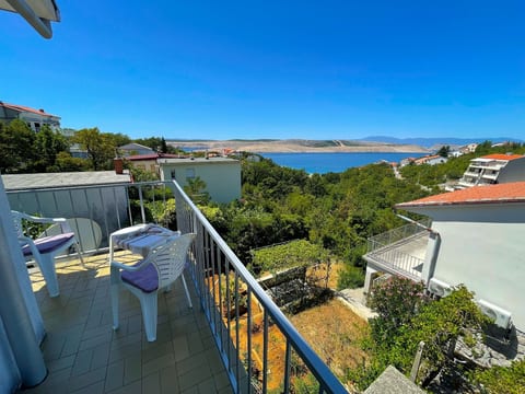 Apartment Asta