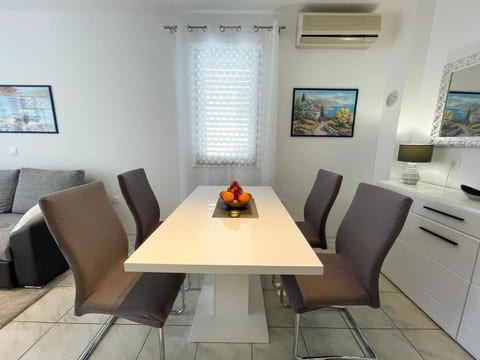 Schöne Ferienwohnung in Jadranovo