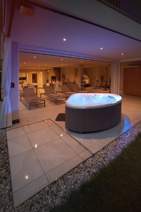 Fewo mit Pool, Sauna und Whirlpool