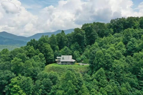 Perched on the side of a mountain Hawks View House truly offers complete privacy with no nearby homes or roads and stunning long range views of the Black Mountain Range