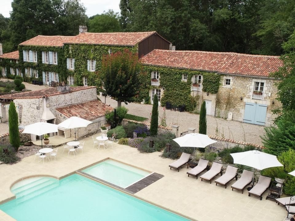Le Petit Moulin - Feriendomizil mit beheiztem Pool - Annepont