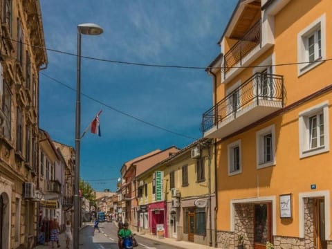 Apartment Reša