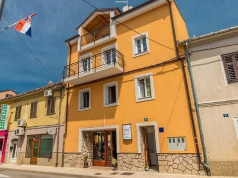 Apartment Reša